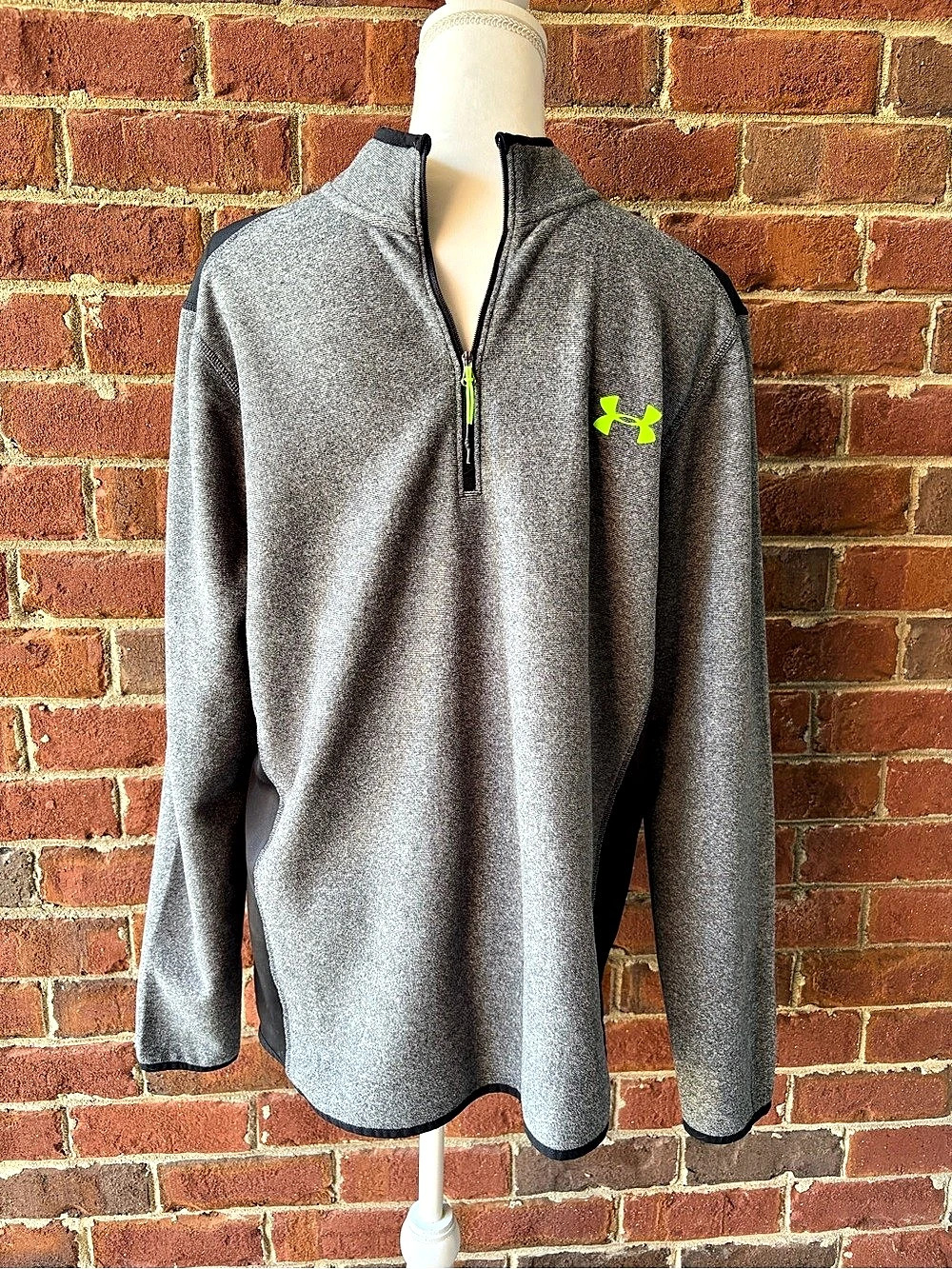 Under Armour ColdGear 1/4 Zip Pullover Men's Gray & Black Medium